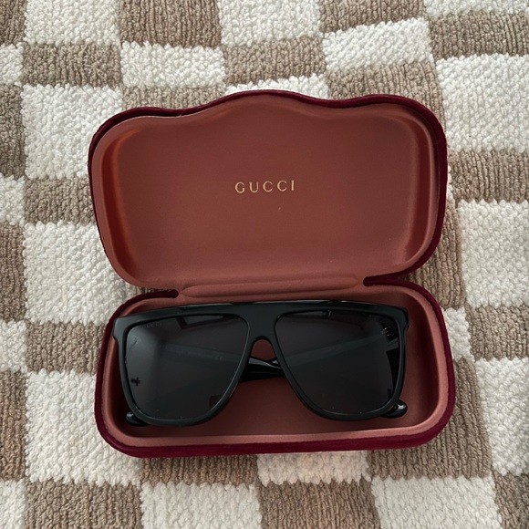 Authentic GUCCI Sunglasses - Picture 1 of 3